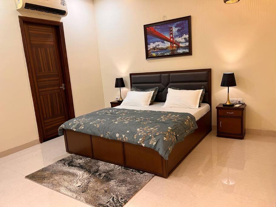 5Bhk Home Away From Home At Ranjit Avenue Amritsar Exterior photo