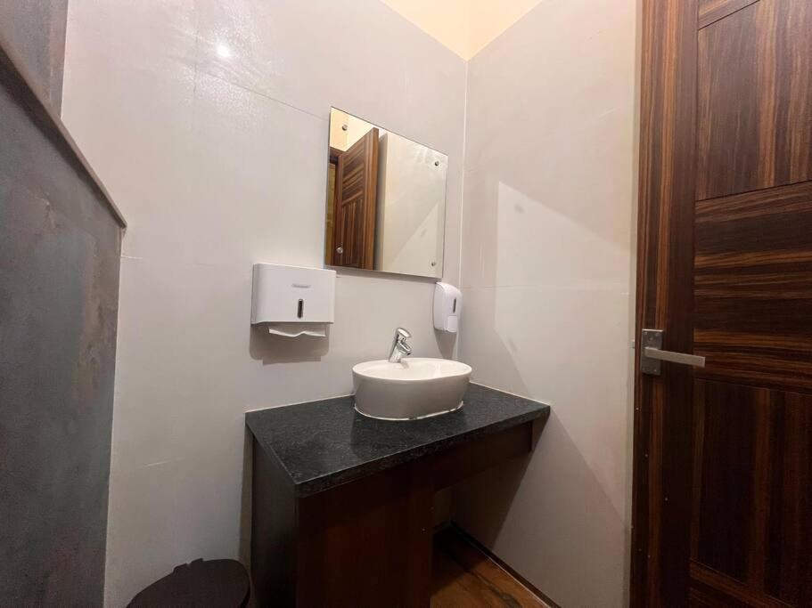 5Bhk Home Away From Home At Ranjit Avenue Amritsar Exterior photo