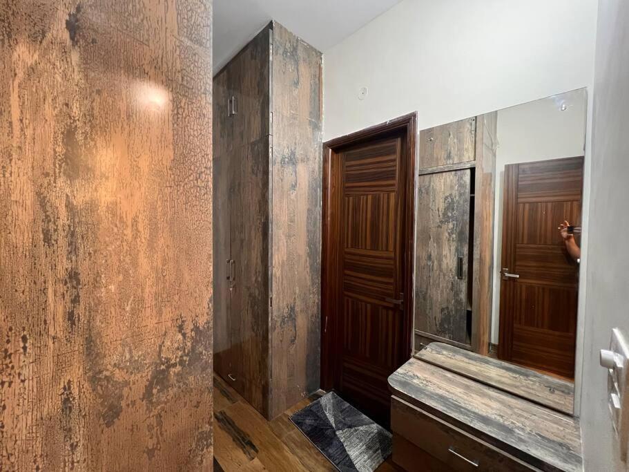 5Bhk Home Away From Home At Ranjit Avenue Amritsar Exterior photo